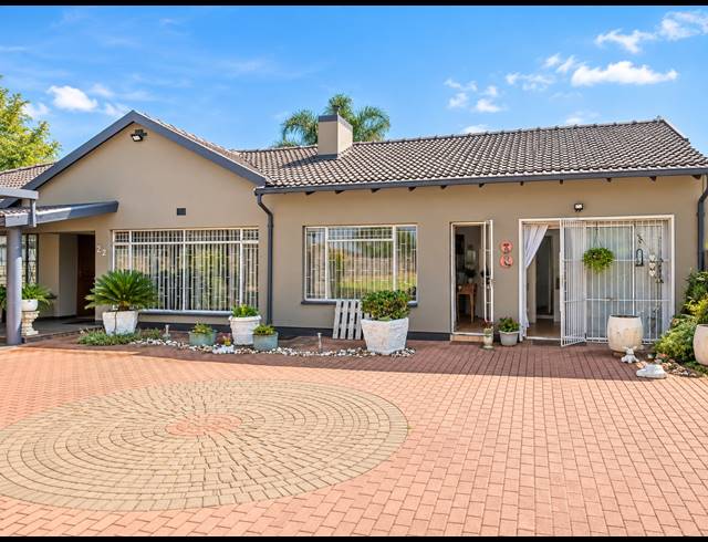 3 BEDROOM FREEHOLD FOR SALE IN ELSPARK